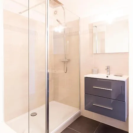 Chez Dominique - 1 Chbre 2-4pers Centre Migrainier Ancien With Ac Apartment Antibes